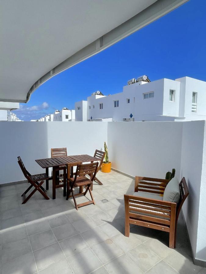 Casahost Villa Dolce Vita Costa Teguise Exterior foto